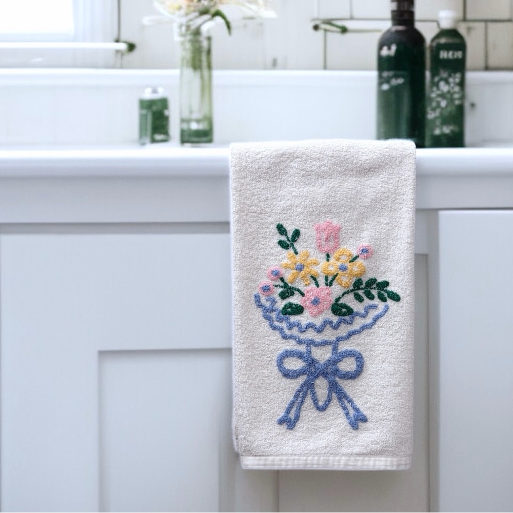 Vintage 50’s Lady Galt Floral Bouquet Towel
